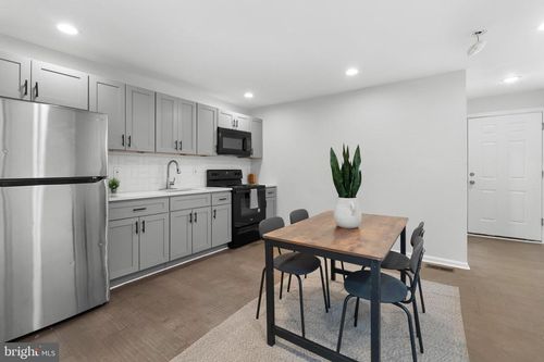 5134 Pembridge Ave, BALTIMORE, MD, 21215-5131 | Card Image