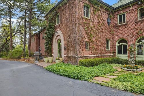 15 Elm Ave, Colorado Springs, CO, 80906-3172 | Card Image