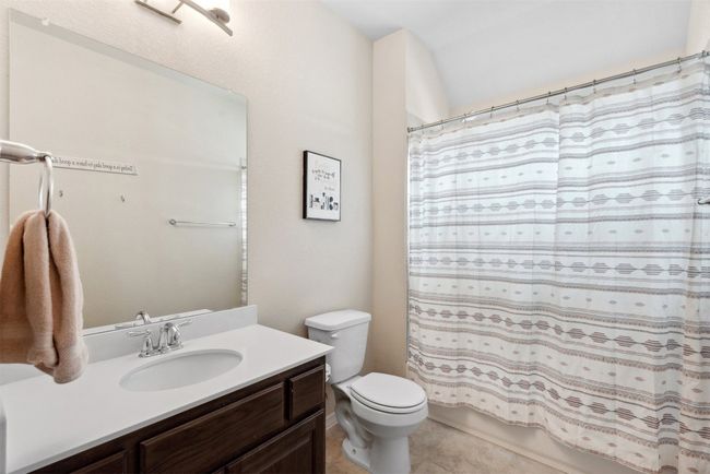 Guest bathroom on the second floor | Image 28