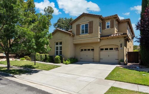 1066 Winterwood Drive, Fairfield, CA, 94533 | Card Image