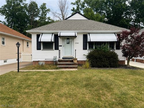 2918 Park Drive, Parma, OH, 44134 | Card Image