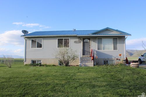 8890 W 26000 N, Portage, UT, 84331-8817 | Card Image