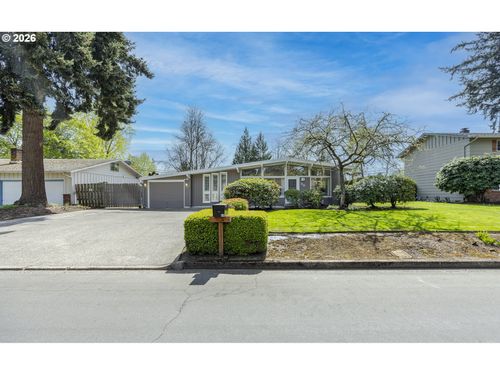 38 Kingsbury Ave, Eugene, OR, 97404-1015 | Card Image