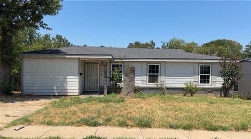 5505 Wainwright Dr, Fort Worth, TX, 76112-7657 | Card Image