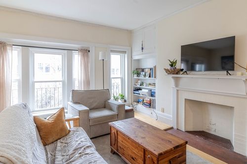 apt-2-39 Garrison Rd, Brookline, MA, 02445-4447 | Card Image
