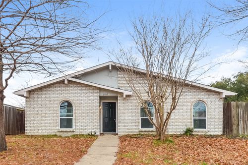 9017 Willowbrook Dr, Rowlett, TX, 75088-4616 | Card Image