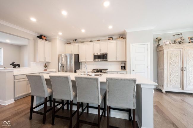 8194 Bostic Ct, Townhouse with 3 bedrooms, 4 bathrooms and null parking in Fishers IN | Image 17