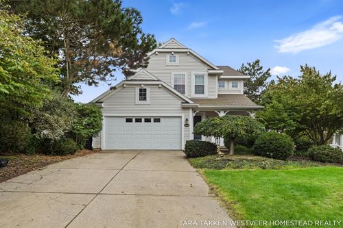 3640 Elderberry Dr Se, Kentwood, MI, 49512-9694 | Card Image