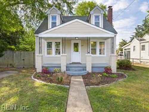 619 Earl St, Norfolk, VA, 23503-5403 | Card Image