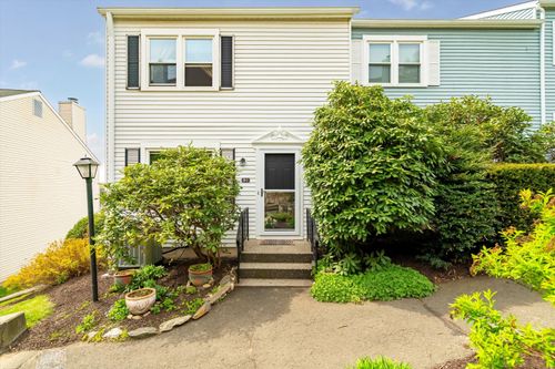 unit-8-1-55 Mill Plain Rd, Danbury, CT, 06811-5156 | Card Image