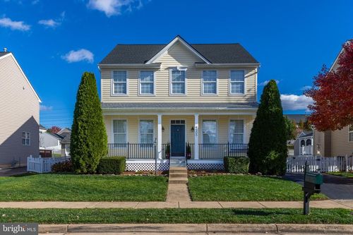 9505 Grady Pond Way, BRISTOW, VA, 20136-2720 | Card Image