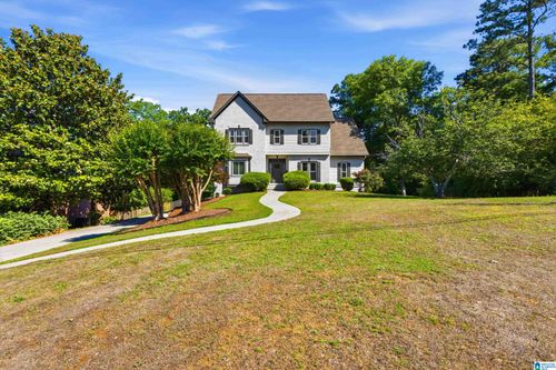 211 Clairmont Rd, STERRETT, AL, 35147-7013 | Card Image