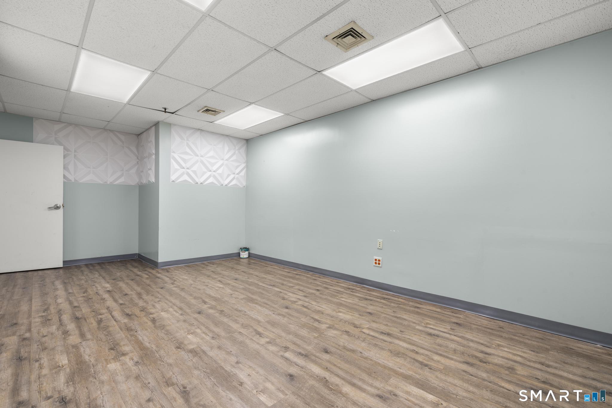 Commercial Lease in Middletown 3