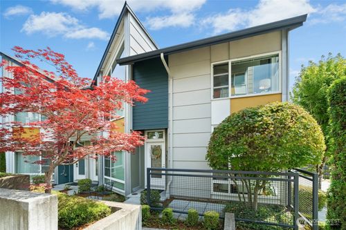 unit-108-15200 Ne 81st Way, Redmond, WA, 98052-4248 | Card Image