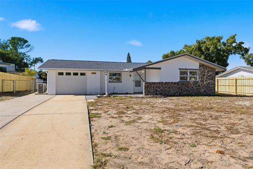 10521 Oak Hill Dr, PORT RICHEY, FL, 34668-2927 | Card Image