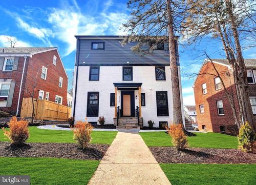 8120 Eastern Ave Nw, WASHINGTON, DC, 20012-1312 | Card Image