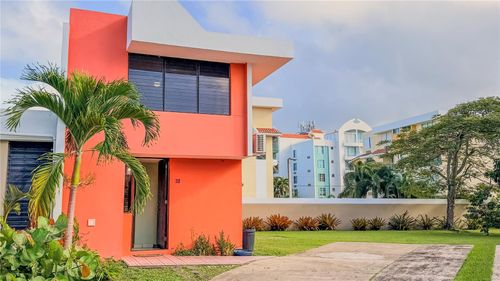 152 Plaza Virgen Gorda, Luquillo, PR, 00773-2906 | Card Image