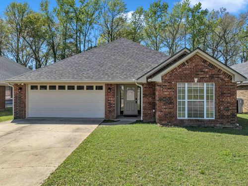 5 Oak Run St, White Oak, TX, 75693-1561 | Card Image