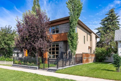 36 27 Ave Sw, Calgary, AB, T2S2X8 | Card Image