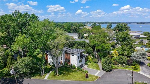 1040 Nautilus Ln, Mamaroneck, NY, 10543-4705 | Card Image