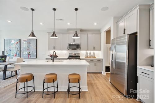 321 Ardmore Dr, Belmont, NC, 28012-8801 | Card Image