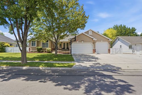 10866 Marsha Kaye Cir, Sandy, UT, 84070-5277 | Card Image