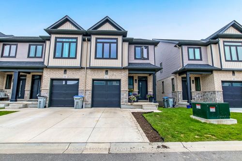 62-601 Lions Park Dr, Mount Brydges, ON, N0L1W0 | Card Image
