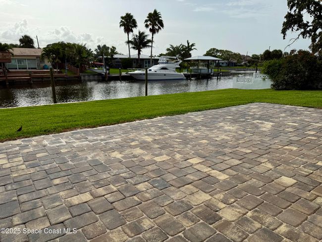 57 Riverview Ln, House other with 3 bedrooms, 2 bathrooms and null parking in Cocoa Beach FL | Image 8