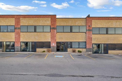 {{alt}} | Card Image