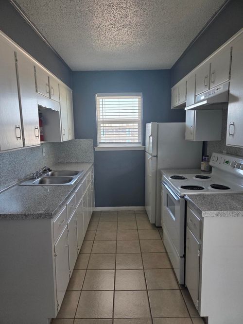 705 Santa Rosa Dr, Killeen, TX, 76541-7473 | Card Image