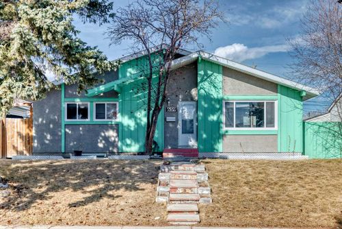 659 Maryvale Way Ne, Calgary, AB, T2A2V6 | Card Image