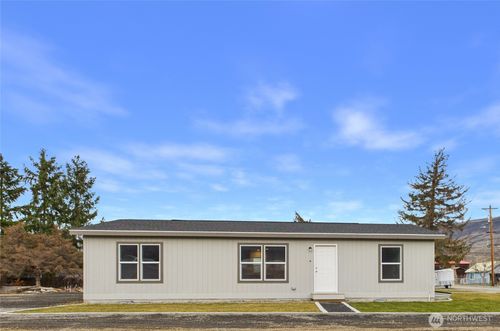 401 2nd Ave Sw, Rock Island, WA, 98850 | Card Image