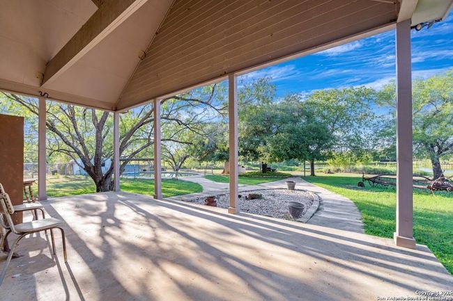 6170 County Road 332, Home with 4 bedrooms, 4 bathrooms and null parking in Jourdanton TX | Image 19