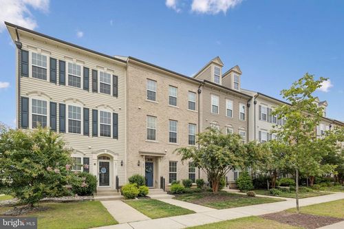 805 Basswood Dr, STAFFORD, VA, 22554-2575 | Card Image