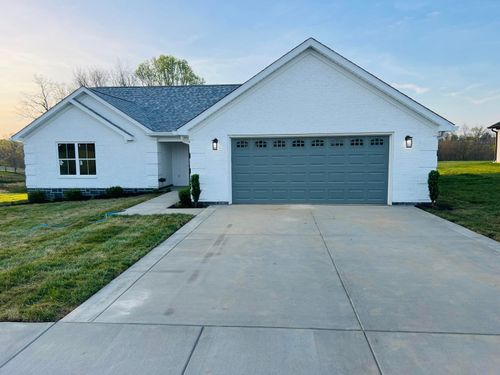 343 Wolverine Way, Richmond, KY, 40475-9218 | Card Image