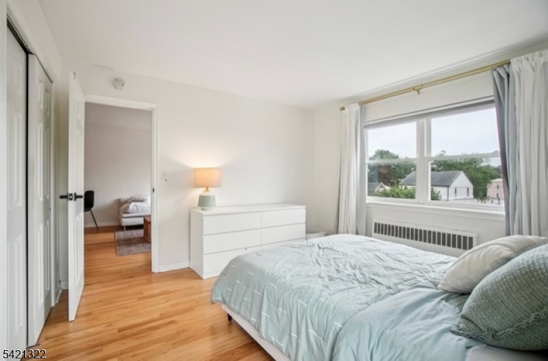 Residential Lease in Belleville Twp. 5