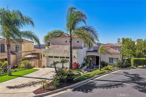 6372 Camino Largo, San Diego, CA, 92120-3117 | Card Image