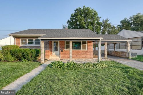 5 William Penn Dr, CAMP HILL, PA, 17011-6666 | Card Image