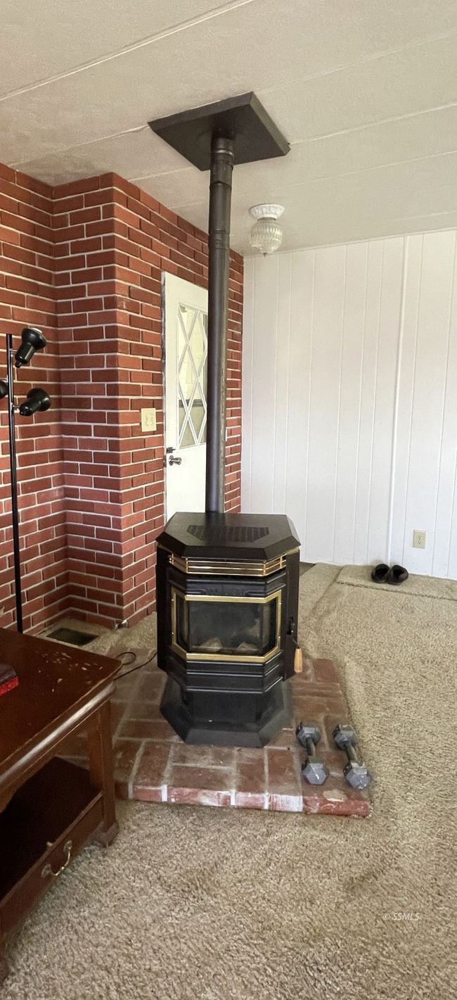 Living Room | Image 21