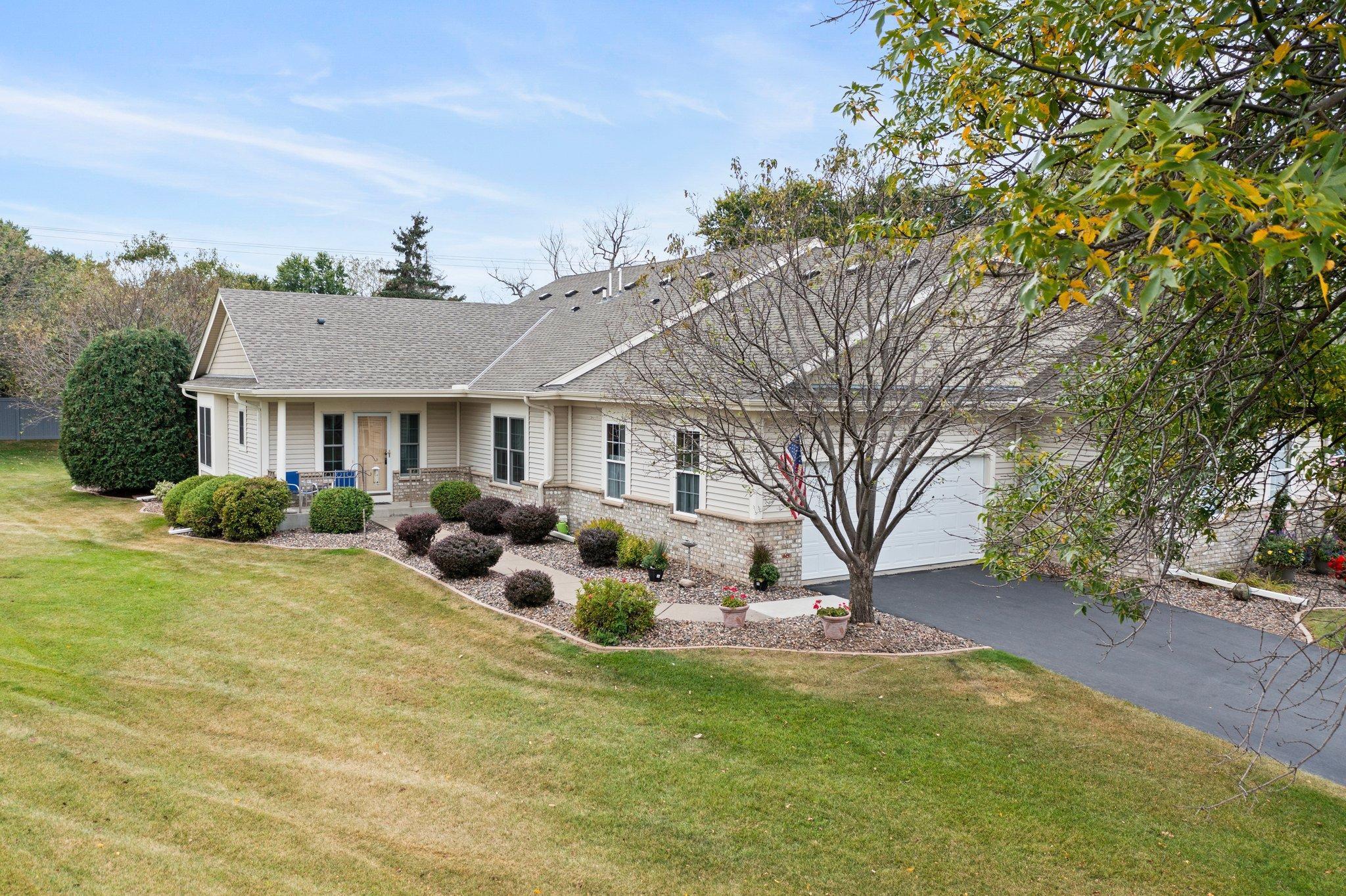 Freesia Way, Saint Paul, MN 55124
