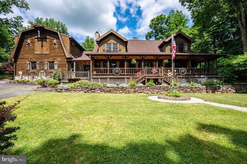 2101 Old Lancaster Pike, Reinholds, PA, 17569-9138 | Card Image