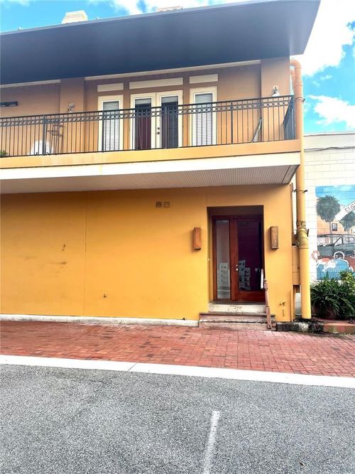 118 N Eustis St, EUSTIS, FL, 32726-3477 | Card Image