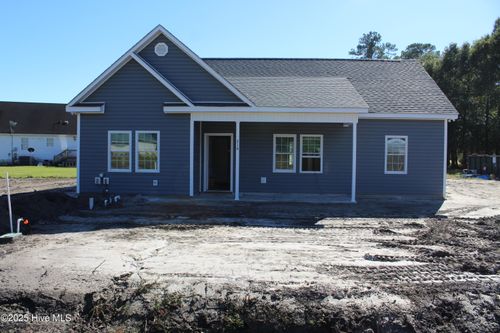 216 W Charity Rd, Rose Hill, NC, 28458-1008 | Card Image