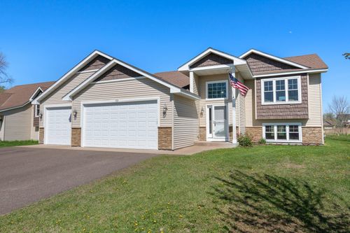 775 Taft Loop S, Cambridge, MN, 55008-9356 | Card Image