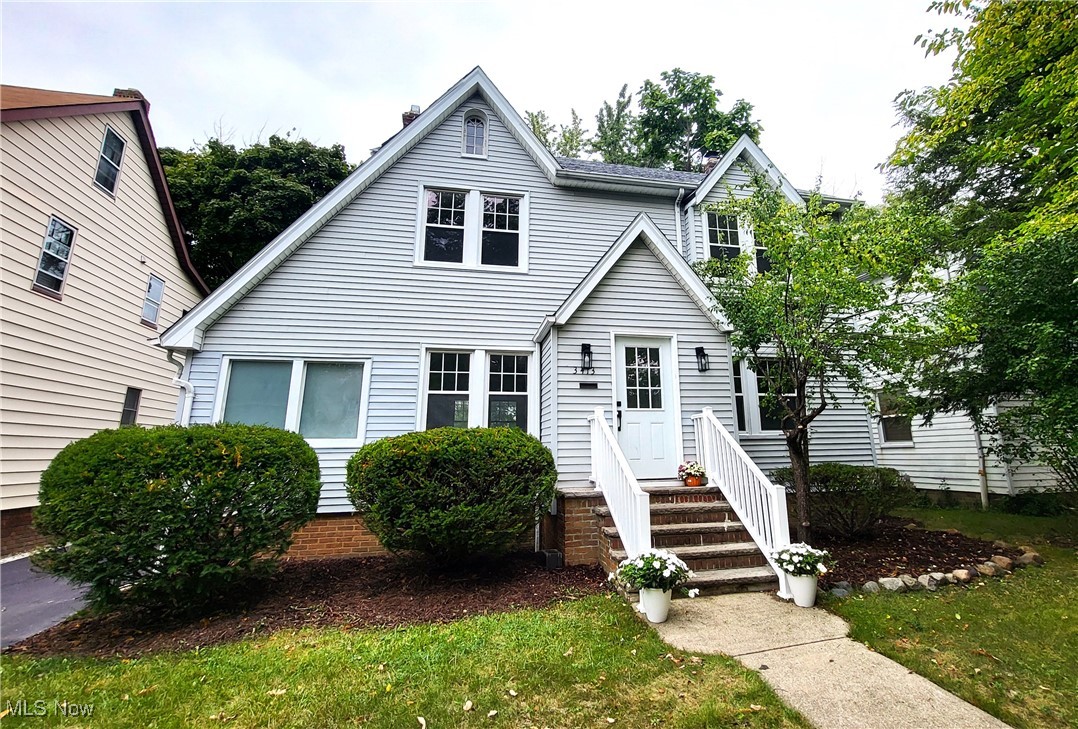 Washington Blvd, Cleveland Heights, OH 44118