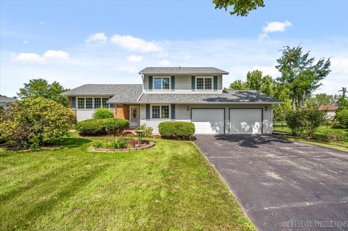 38W144 Beckman Trl, Elgin, IL, 60124-0444 | Card Image