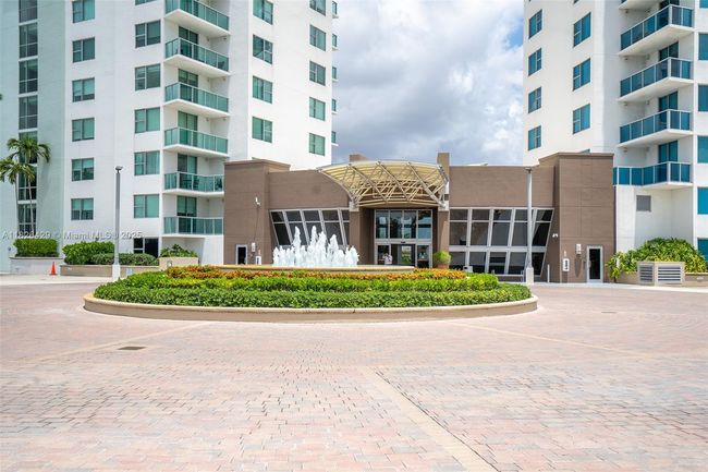 APT-1603N - 2641 N Flamingo Rd, Condo with 2 bedrooms, 2 bathrooms and null parking in Sunrise FL | Image 26