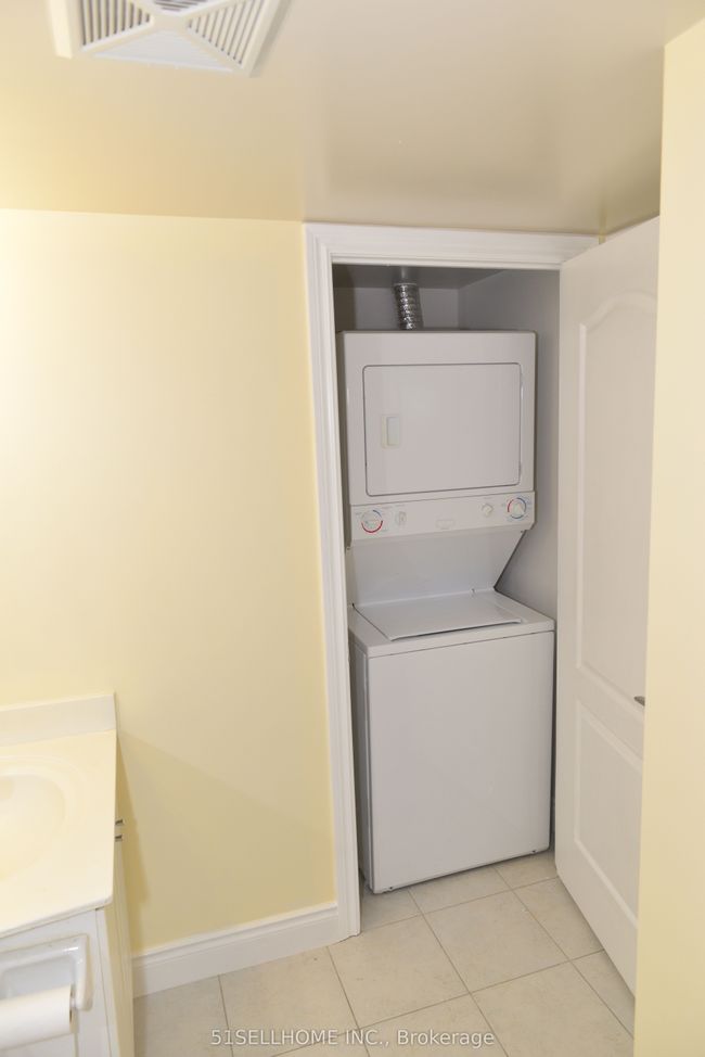 1810 - 60 Brian Harrison Way, Condo with 2 bedrooms, 1 bathrooms and null parking in Scarborough ON | Image 8