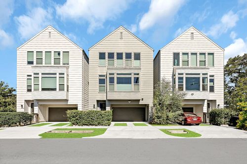 1405 Sylvester Rd, Houston, TX, 77009-1561 | Card Image