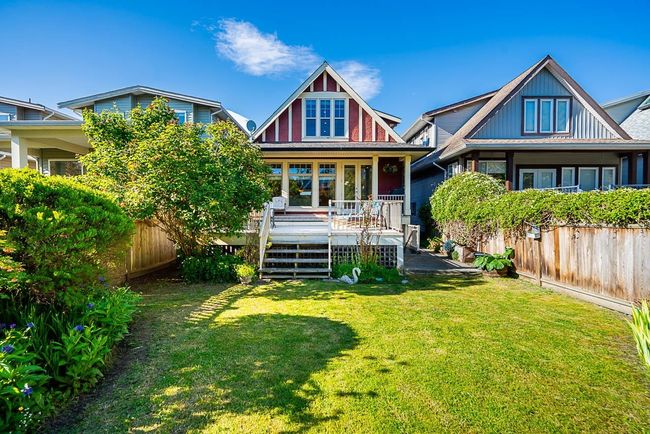 15454 Goggs Avenue, House other with 4 bedrooms, 3 bathrooms and 2 parking in White Rock BC | Image 35